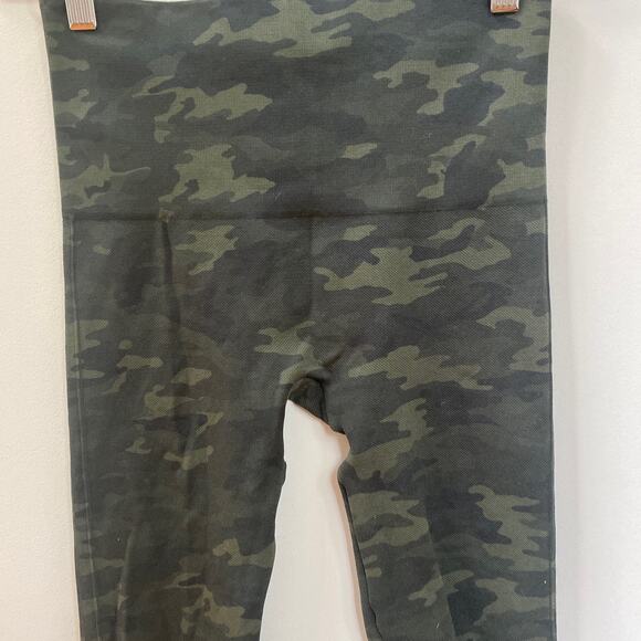 Spanx 'Look At Me Now' High Waisted Seamless Legging Camo Green Size Small - Picture 3 of 7